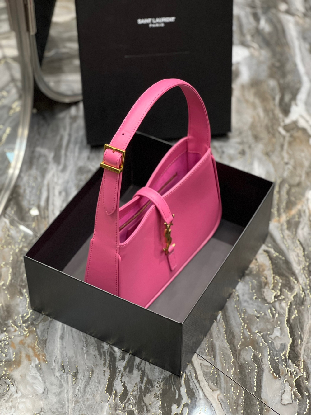Saint Laurent Le 5 à 7 Hobo Bag