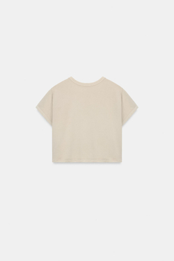 ZARA УКОРОЧЕННАЯ ФУТБОЛКА С ЭФФЕКТОМ ПОТЕРТОСТИ, КАМЕННО-С