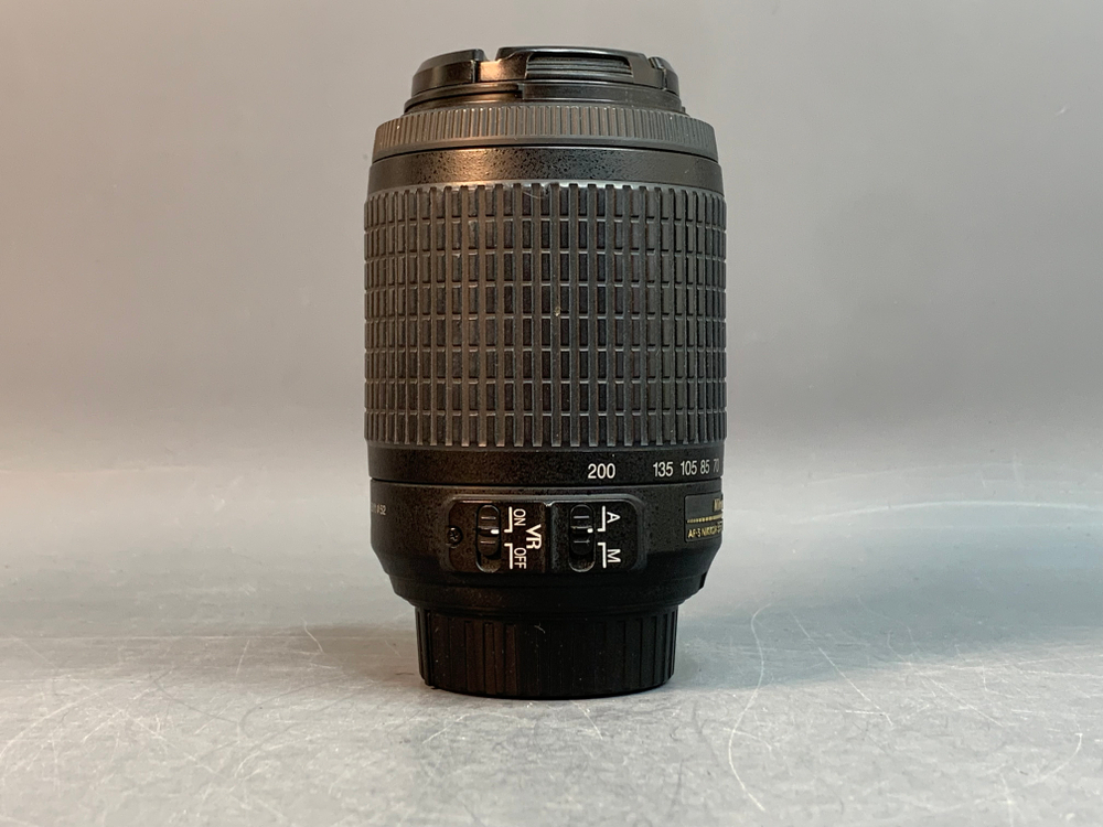 Nikon 55-200mm f/4-5.6G AF-S DX VR IF-ED Zoom-Nikkor