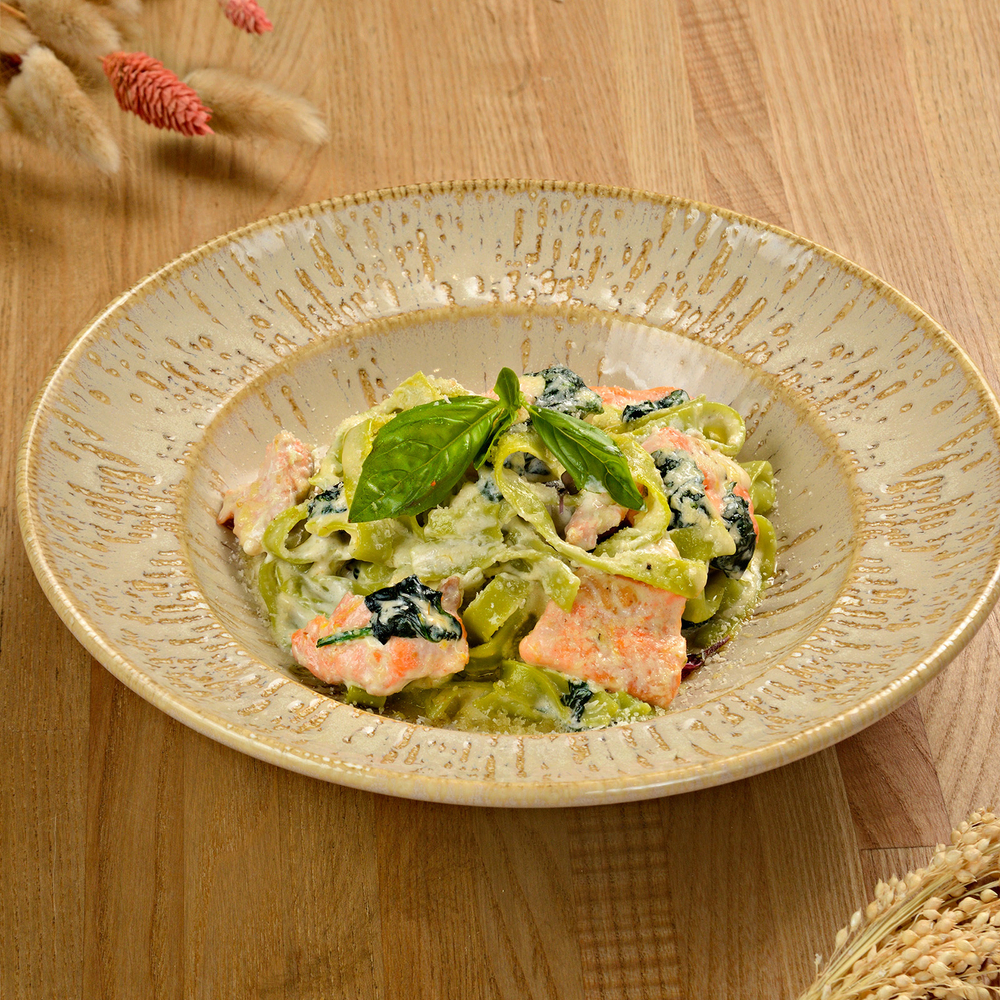 Паста Тольятелли со шпинатом и семгой