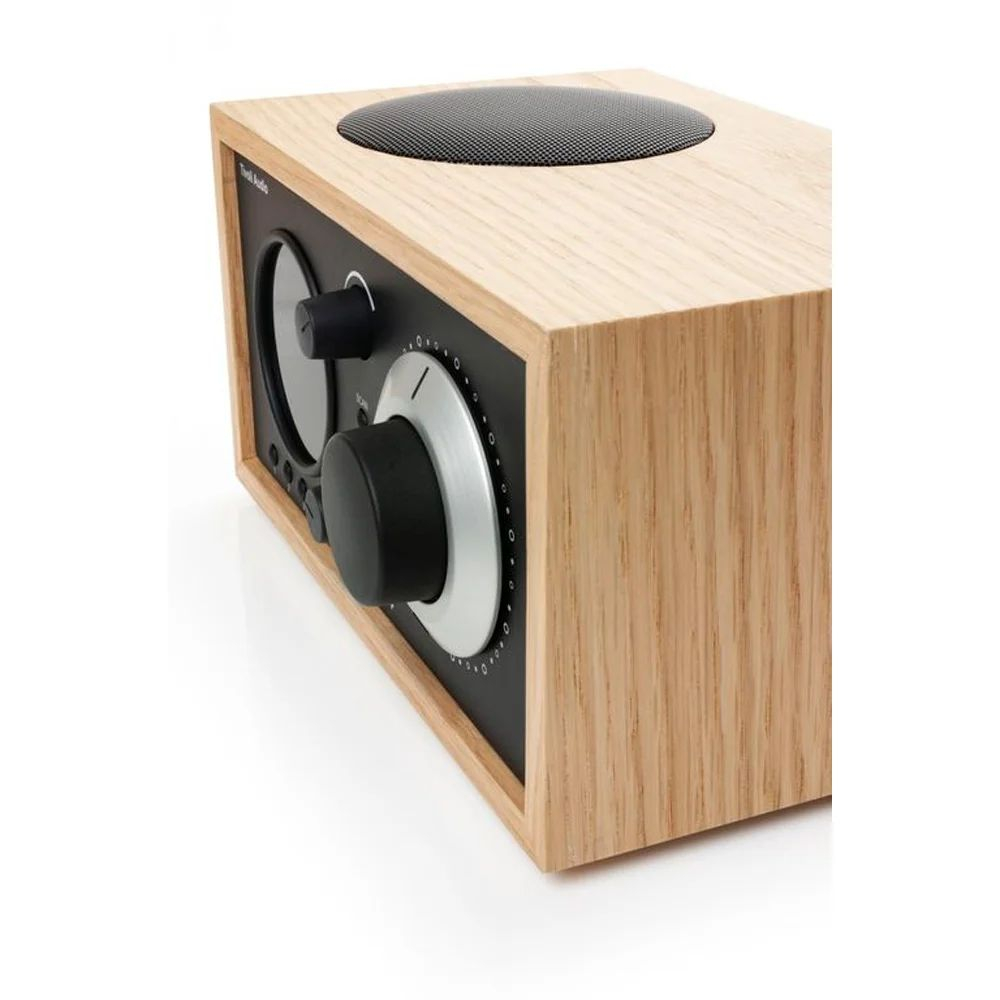Радиоприемник Tivoli Audio Model One+ Oak / Black
