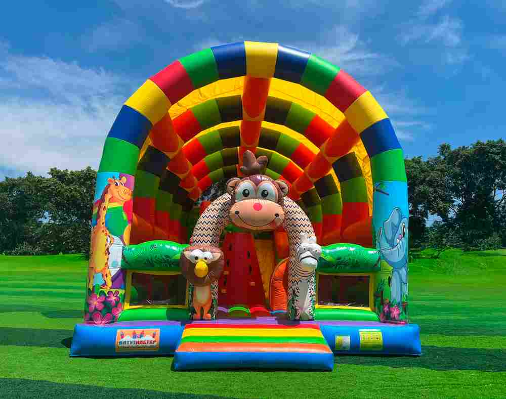 Коммерческий надувной батут «Страна Сафария 3» 10*6*6 м