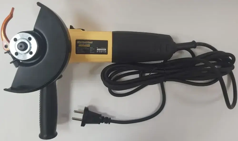 Болгарка (ушм - угловая шлифовальная машина с КОНСТАНТНОЙ регулировкой оборотов) в КЕЙСЕ PAG125SET-1100EC Partnertool Профессиональная серия