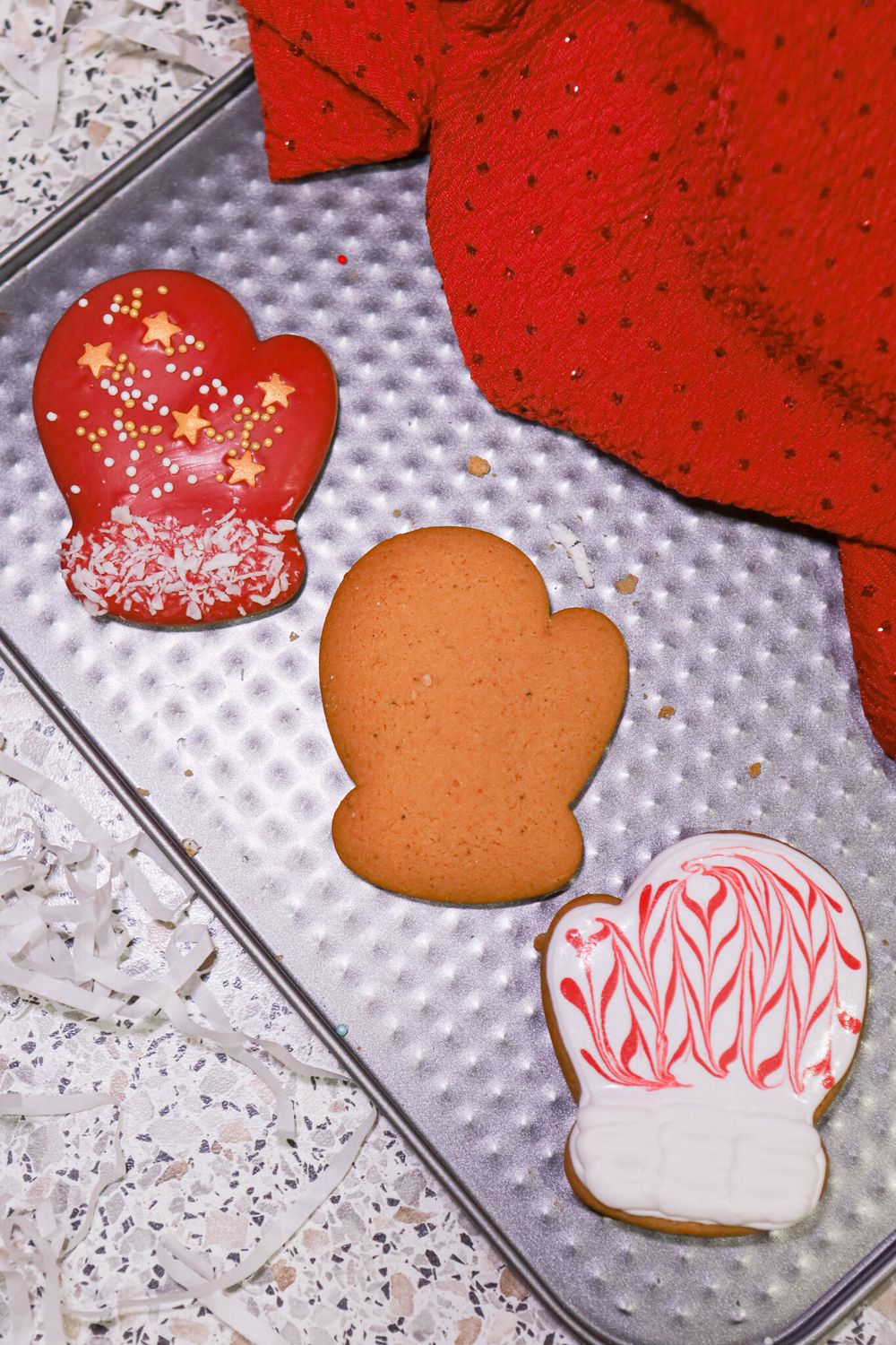 Новогодние мини пряники: размер в среднем 6,5*5см