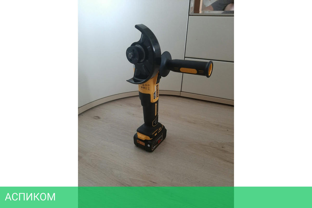 Угловая шлифмашина DeWalt DCG405NT