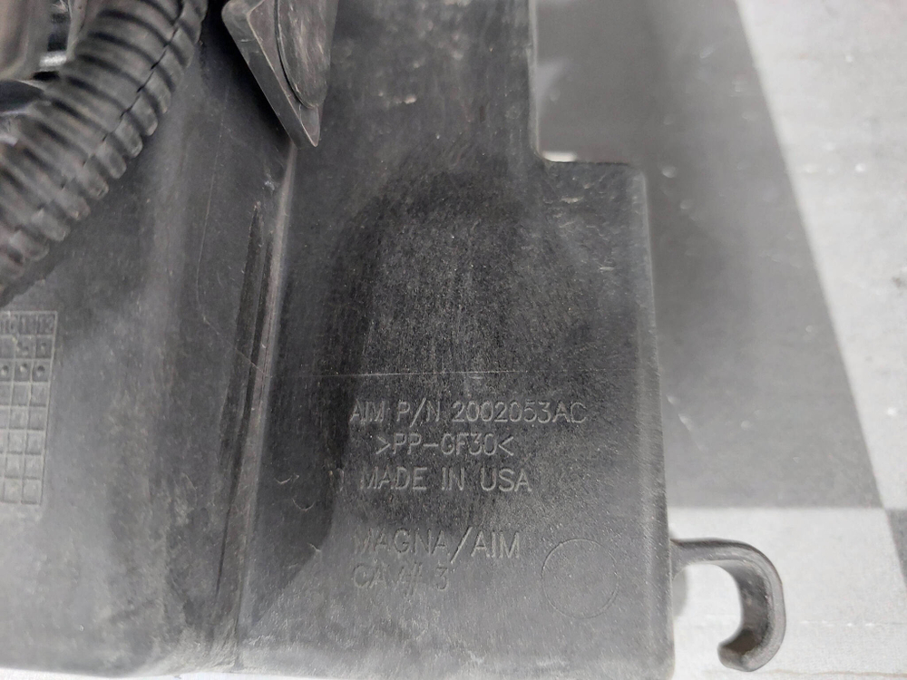 Жалюзи радиатора Cadillac Escalade 5 20-нв Б/У Оригинал 87864518