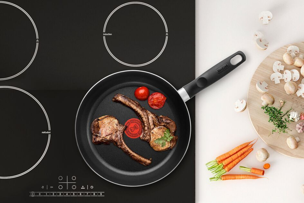 Сковорода Tefal Easy Plus 22 см 04237122