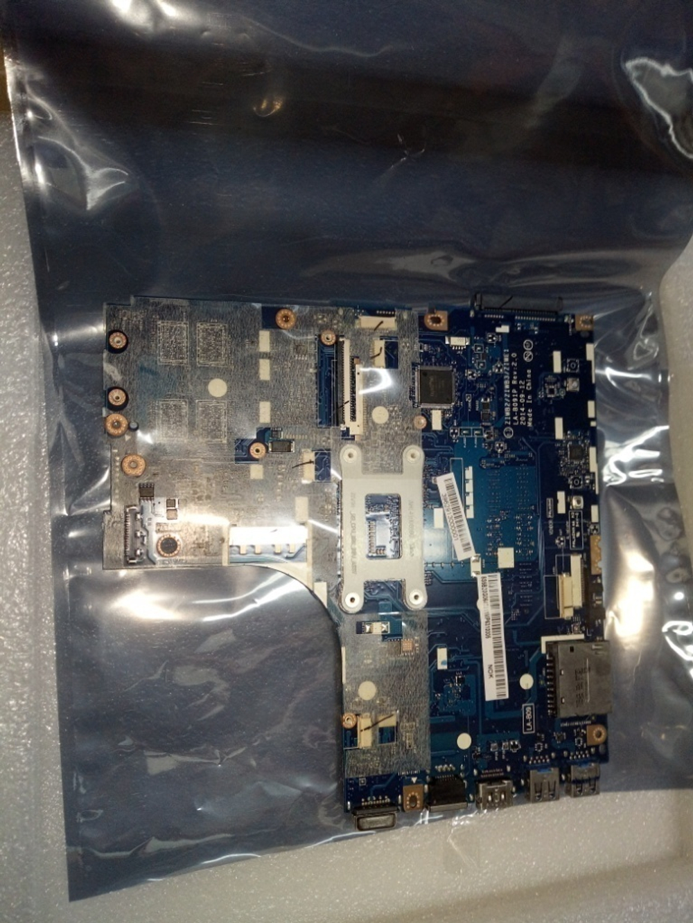 Материнская плата для ноутбука Lenovo B50-70 LA-B09 1G Intel core I3-4005U FP NDOC 1000 (5B20G06409), оригинал