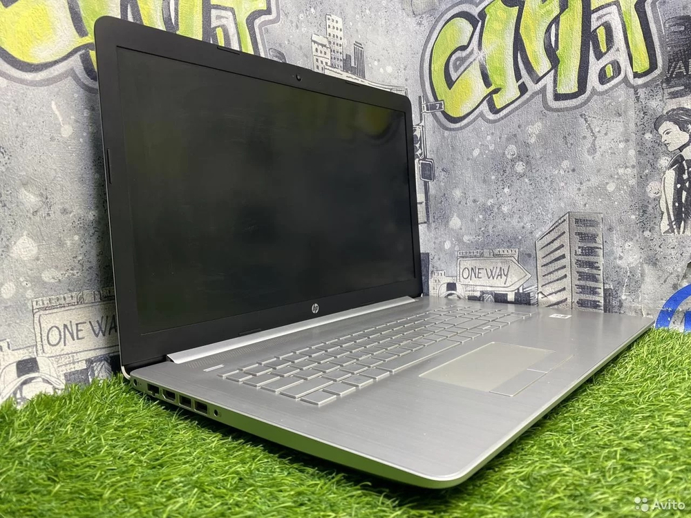 Мощный HP 17"/ i3-10110U/8GB/SSD256 / Скупка