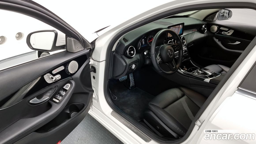 Mercedes-Benz C-Class W205 C200 (11.2019)