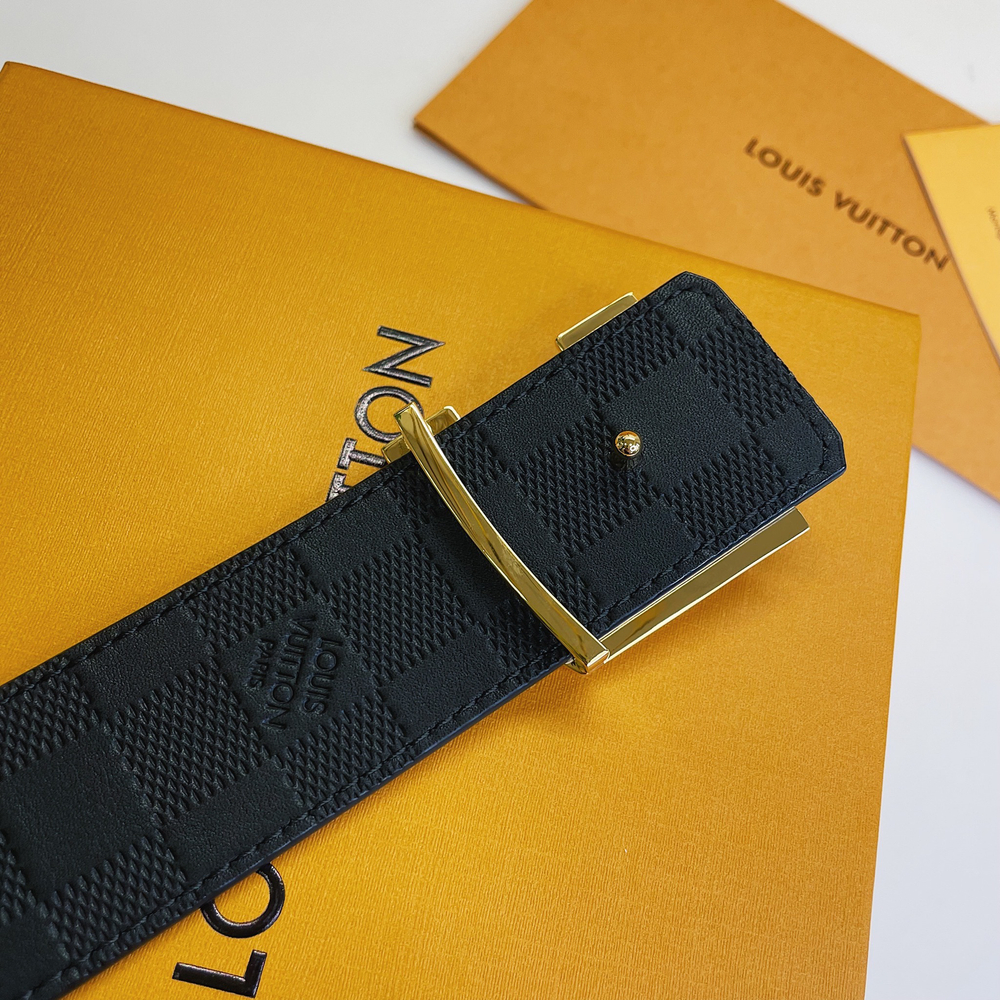 Louis Vuitton Кожаный двухсторонний ремень
