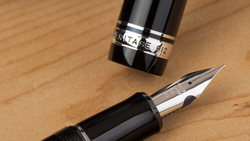 Перьевая ручка Pilot Custom Heritage 912 (перо FA)