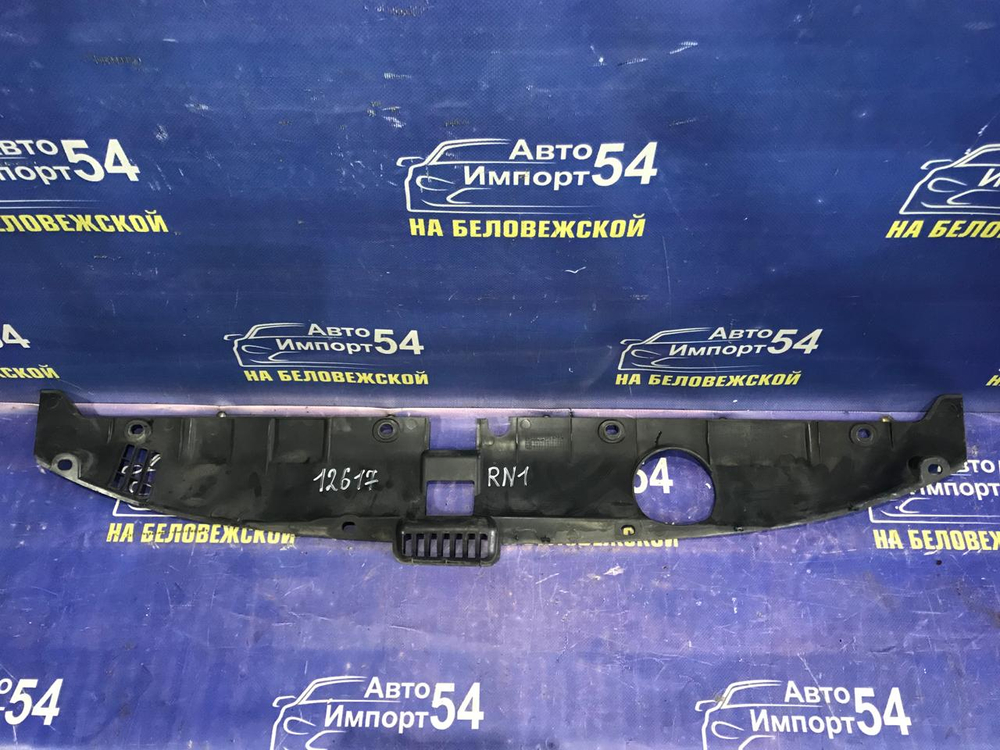 Накладка на рамку радиатора Honda STREAM 2000-2003