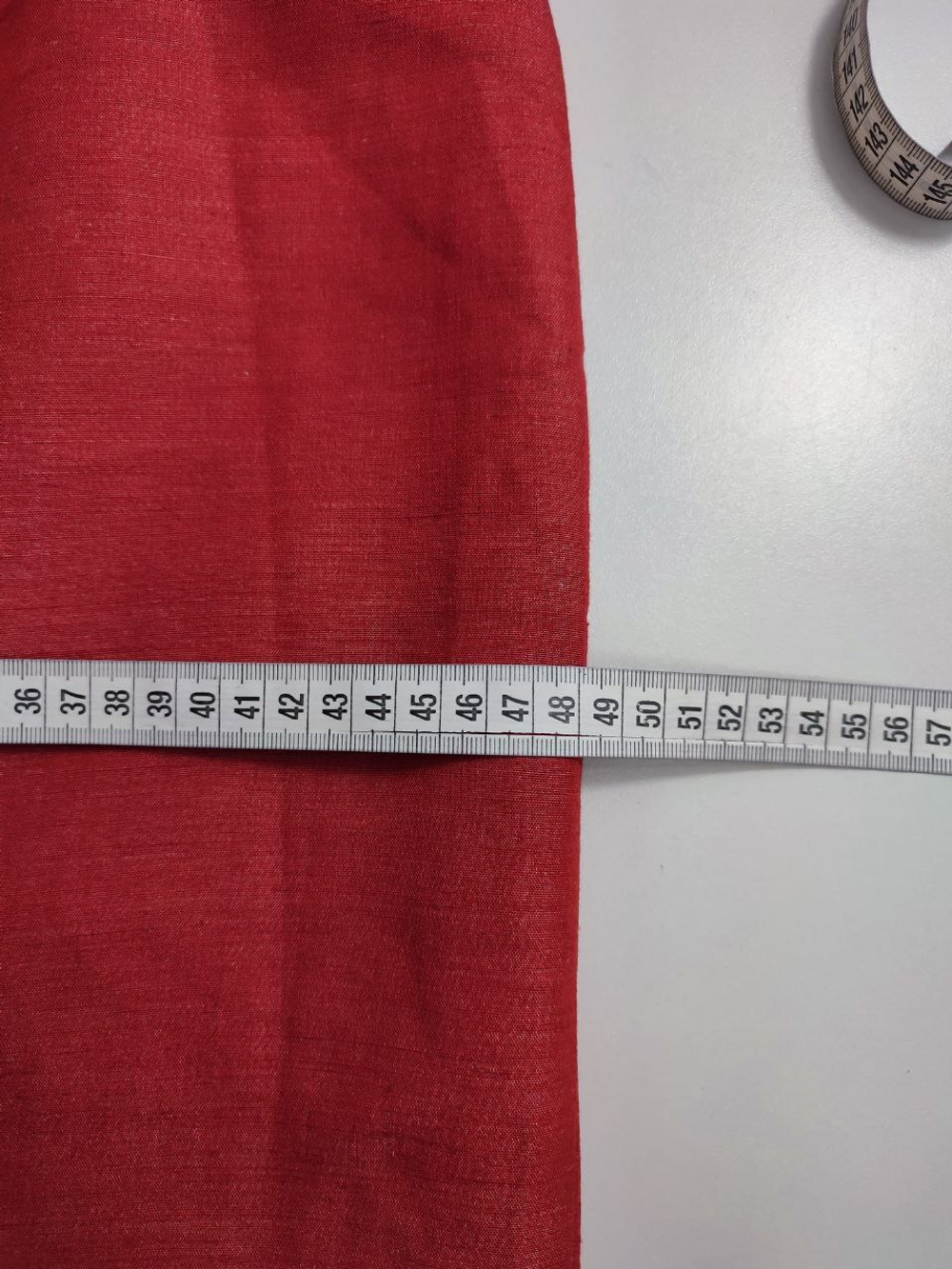 Костюм юбочный из хлопка и льна 44 размер