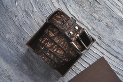 Ремень из крупной текстурной итальянской кожи, цвет «кофейный», хромированная пряжка