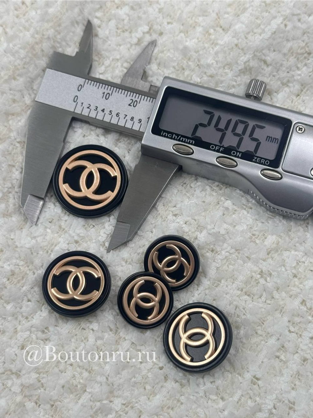 Пуговицы Шан. Черные Классика золото