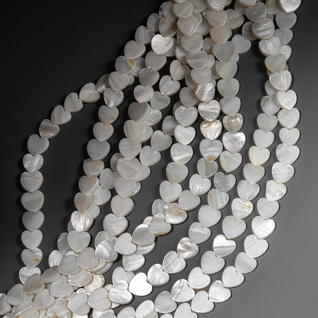 Перламутр речных ракушек, сердечки, 10,5мм, белый
