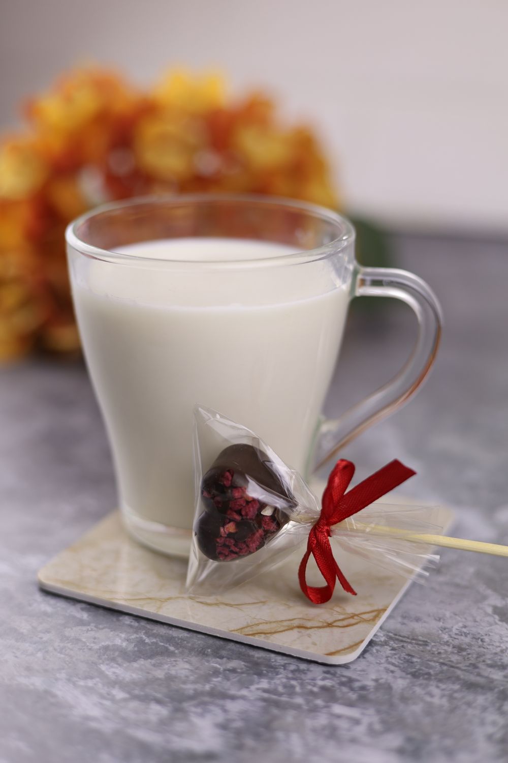 Конфеты "сердечки" с орехами, ягодами