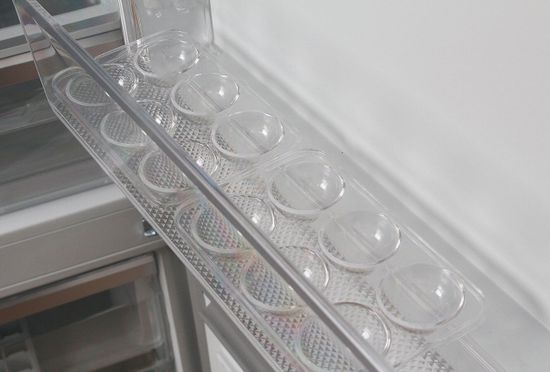 Холодильник Leran CBF 425 BEG NF