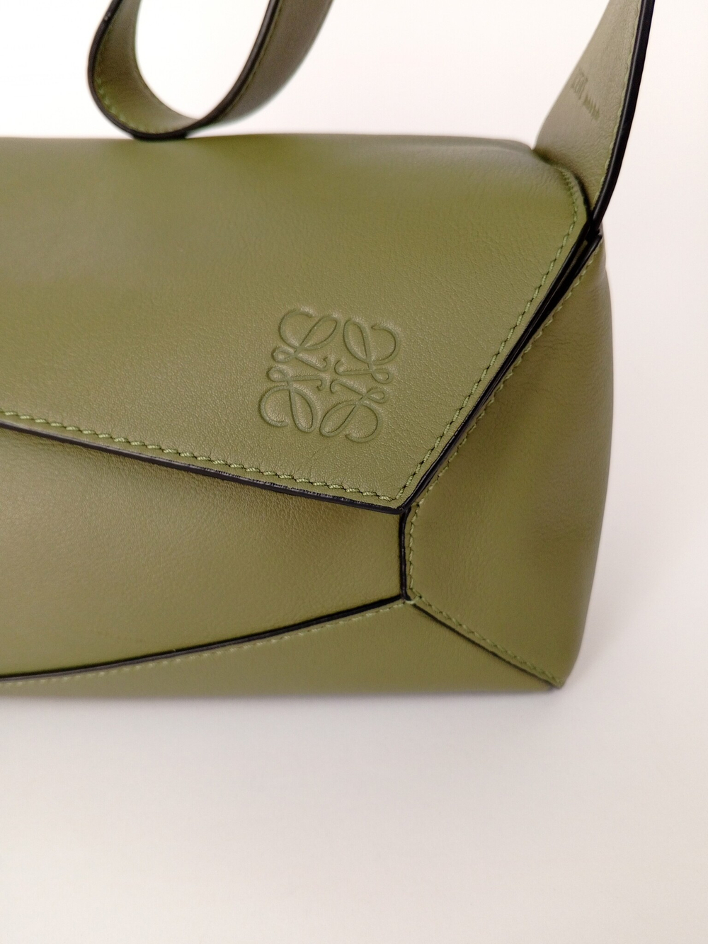 Сумка Loewe Puzzle Hobo