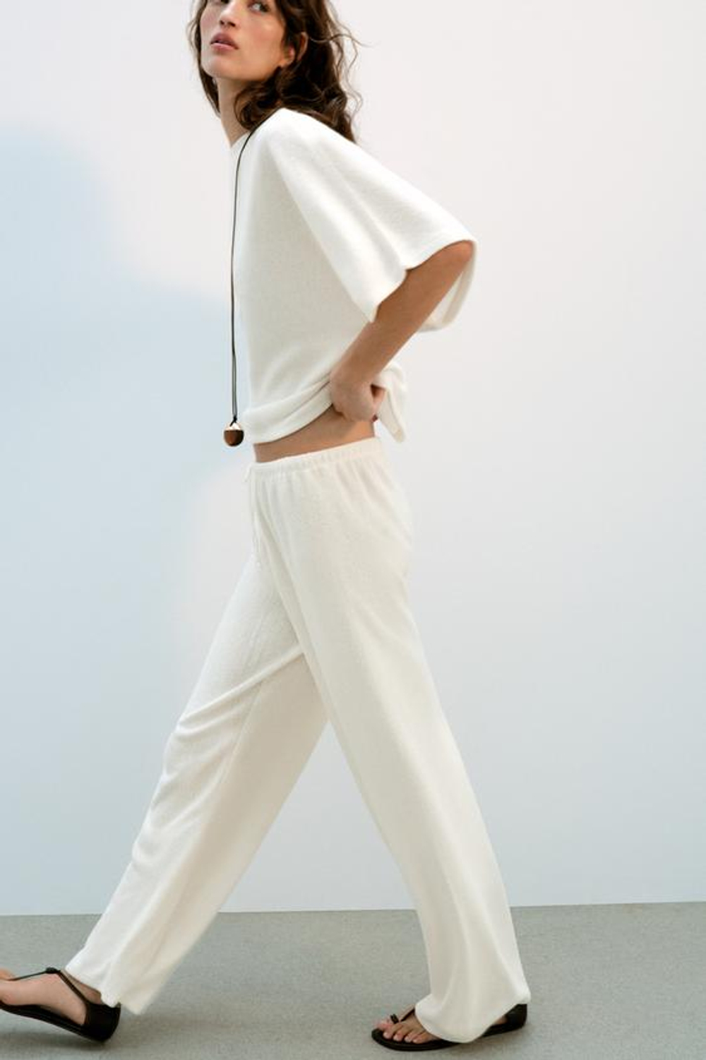 ZARA БРЮКИ WIDE-LEG ИЗ ТКАНИ С ЭФФЕКТОМ РУСТИК, ЭКРЮ