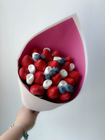 Клубничное очарование