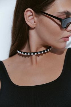 Ободок-чокер с крупным жемчугом