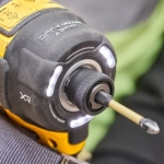 DeWalt DCF870NT аккумуляторный импульсный шуруповерт (без АКБ и ЗУ) DCF870NT-XJ