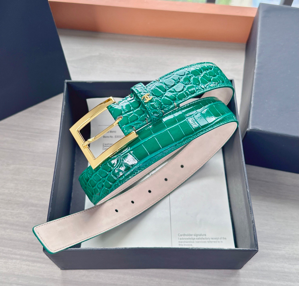 Винтажный крокодиловый принт