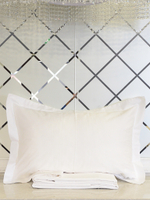 Однотонное постельное белье La Perla White