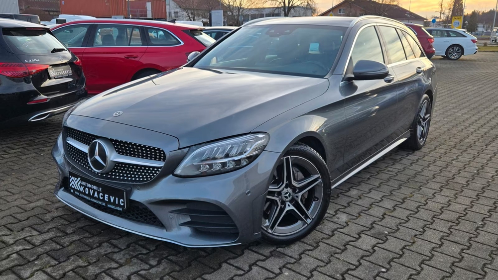 Mercedes-Benz C 220