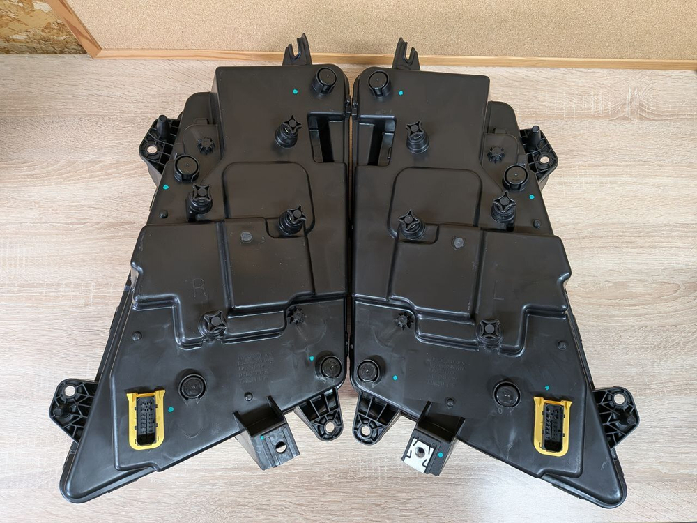 Фара передняя Volvo FH4 FM4 LED Левая+Правая (комплект)