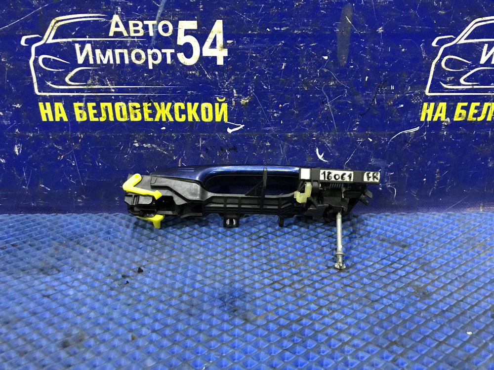 Ручка двери передней правой внешняя SUBARU LEVORG 2014-2020