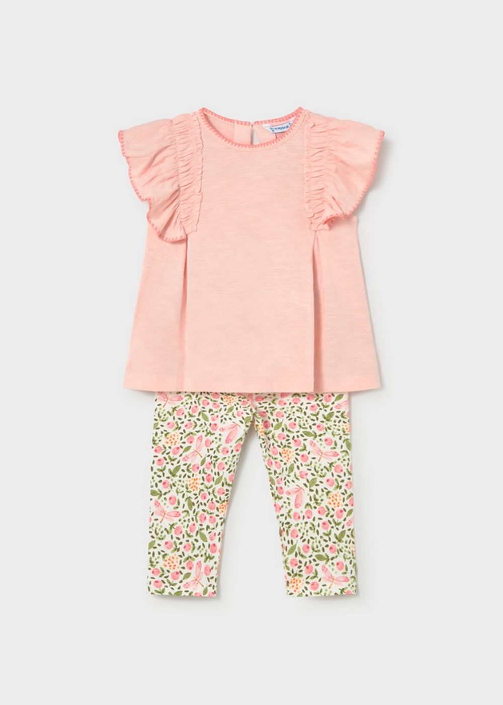 футболка с леггинсами