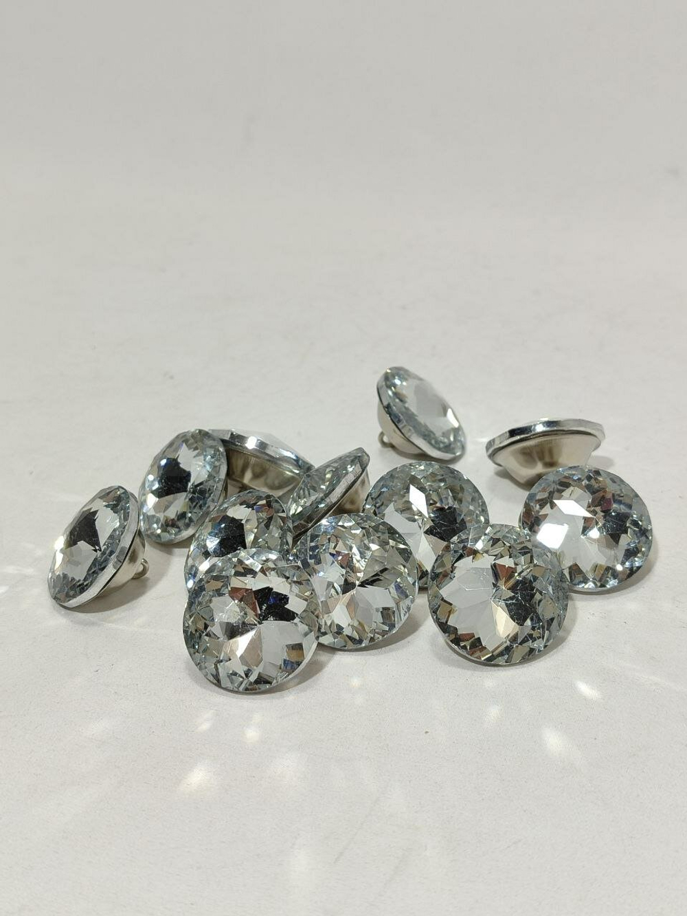 Стразы для мебели/Диаметр 30мм/30 штук