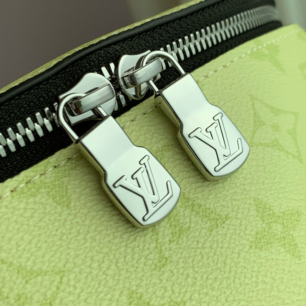 Louis Vuitton Discovery Slim Backpack