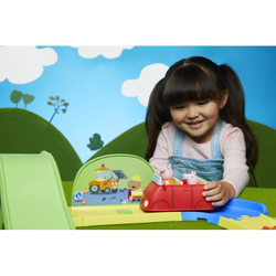 Hasbro Peppa Pig - Удивительное путешествие свинки Пеппы + автомобиль F4822