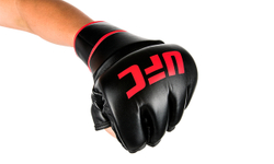 UFC Перчатки MMA тренировочные 6 унций чёрные S/M