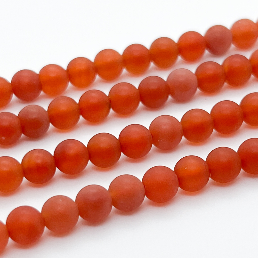 Сердолик матовый, диаметр 6,2-6,3 мм, цена за 30-31 шт (1/2 нити)