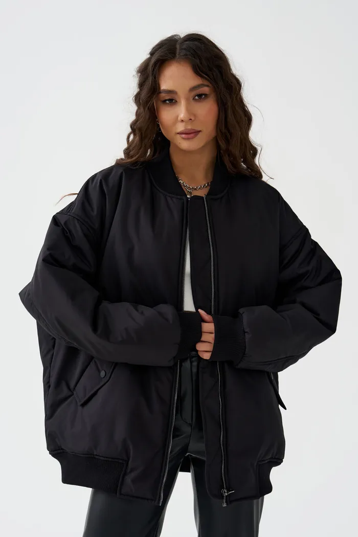 Куртка бомбер черного цвета