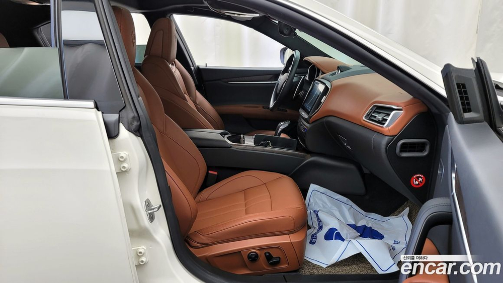 Maserati Ghibli 3.0 GrandSport (09.2020)