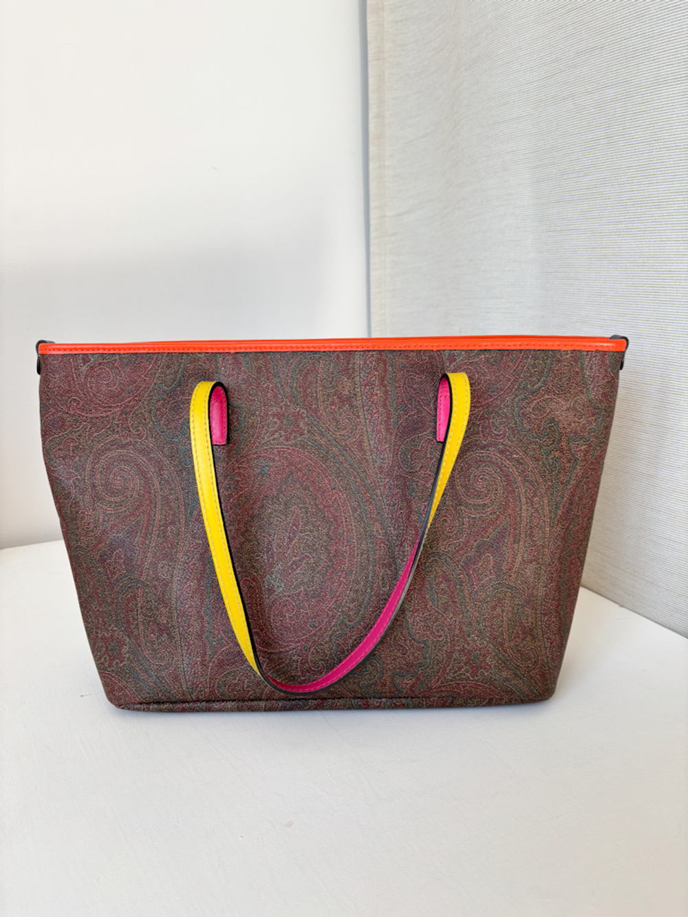 Кожаная сумка Etro
