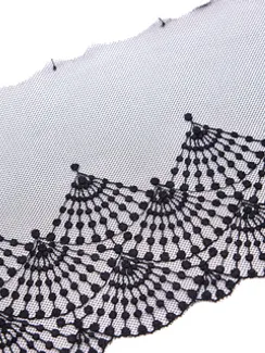 05-148 Вышивка на неэл. сетке 19 см, черный