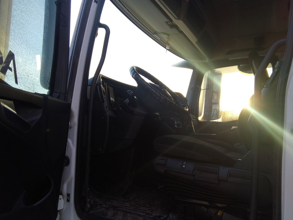 Mercedes-Benz Actros 6x4 Седельный тягач 2645 LS (Дизельный, 12,8 л, 449 л.с., МТ)