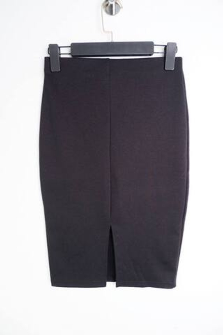 Юбка Gloria Jeans лаконичная, маркировка S, визуально на 44 размер