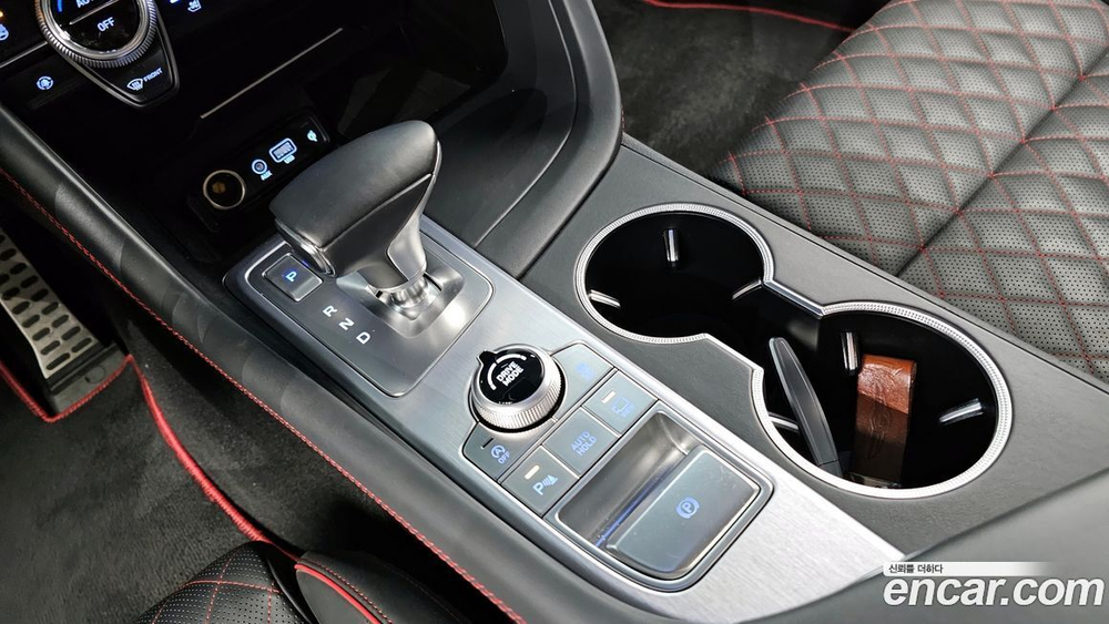 Genesis G70 2.0T (01.2020)