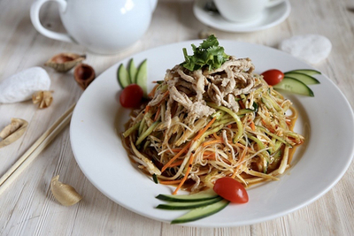 Салат «Харбинский» со свининой 300гр