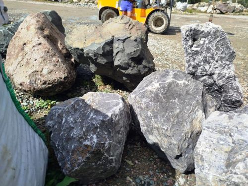 Глыба гранит Скальник /тонна