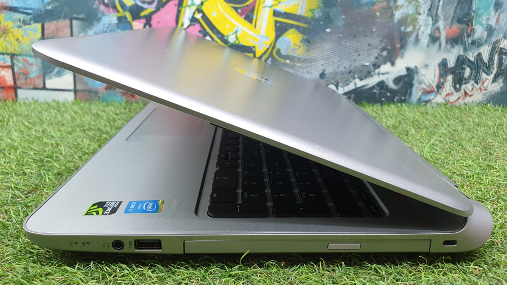 Игровой HP i7/8 Gb/GTX850M 4GB/FHD/ 17-k152nr k1x63ea Windows 10