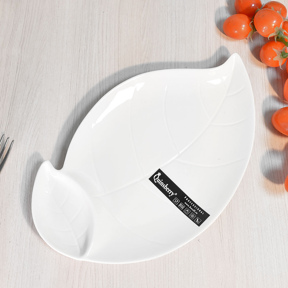 Блюдо сервировочное 27,5*17см с соусницей